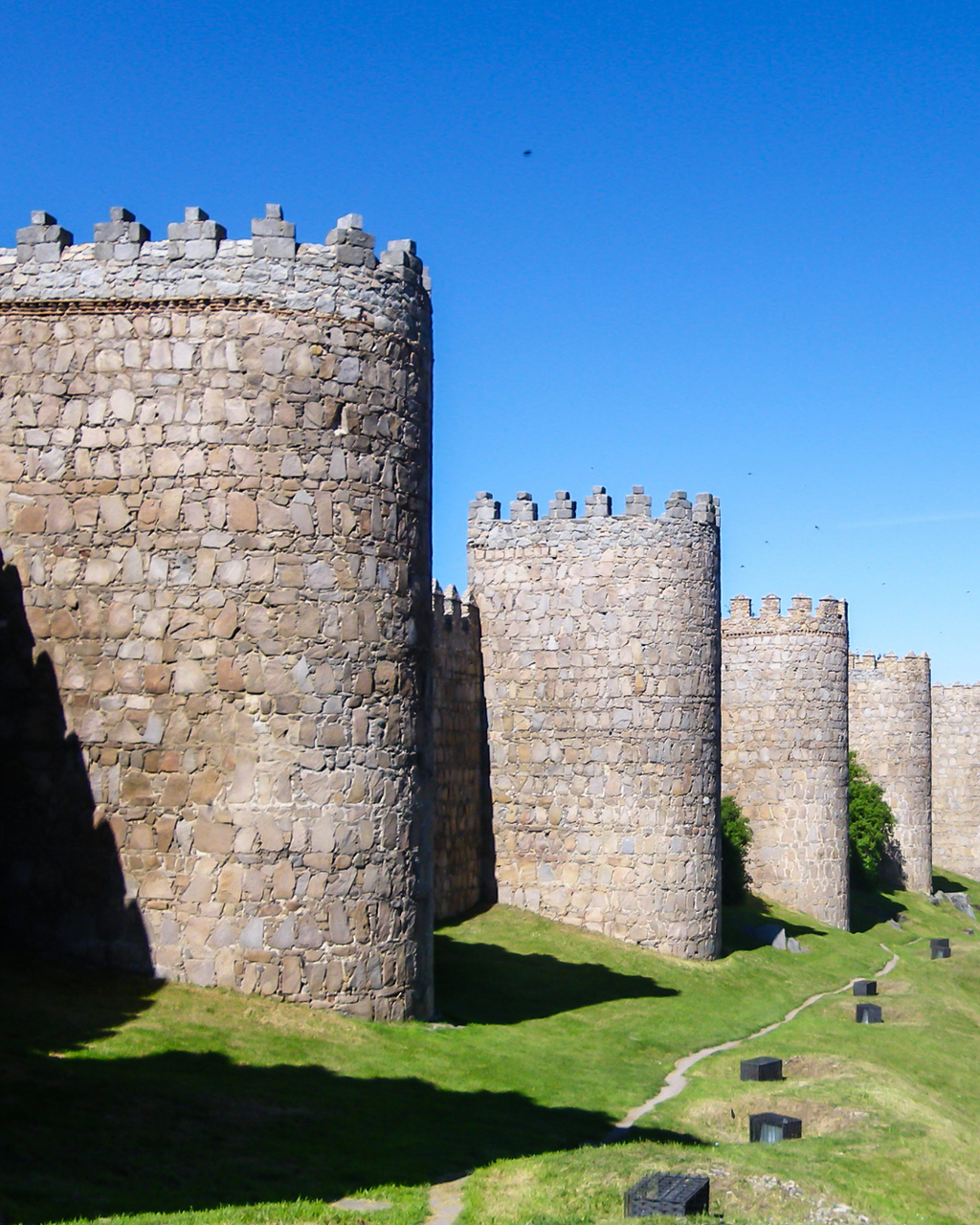 Ávila de piedra y fe